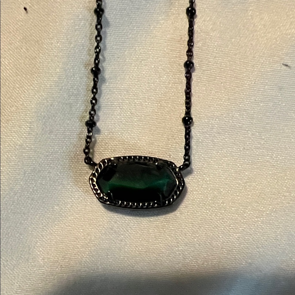 Kendra Scott Black and Green Pendant Necklace